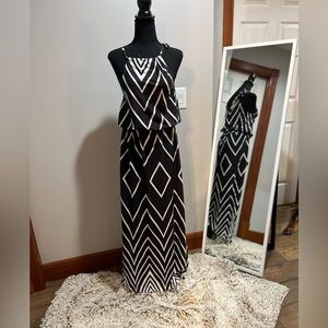 BLACK CHEVRON MAXI DRESS